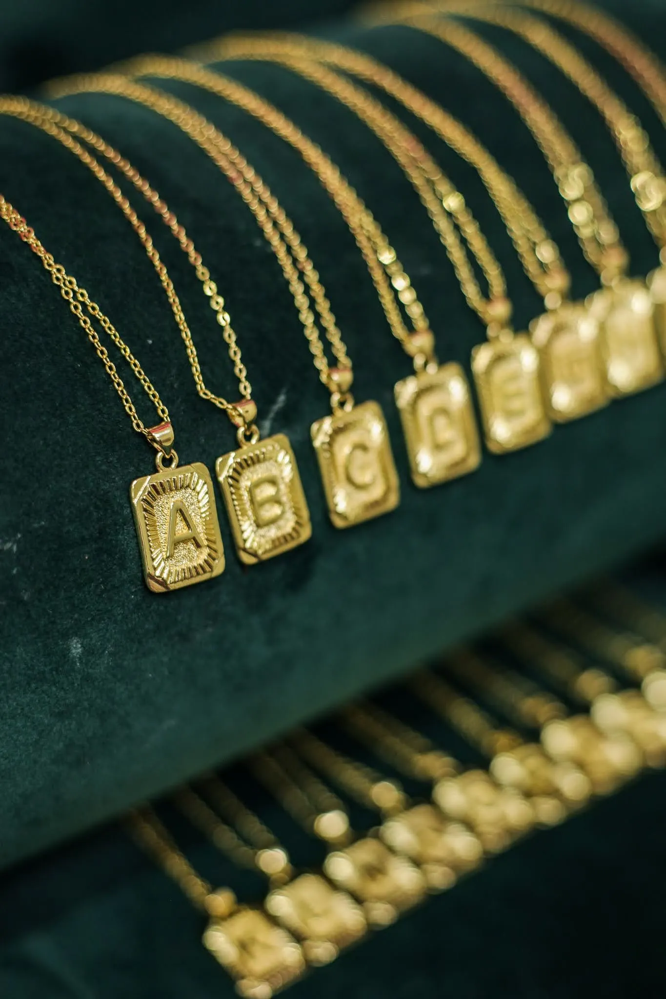 Always Repping Initial Pendant Necklace - Gold