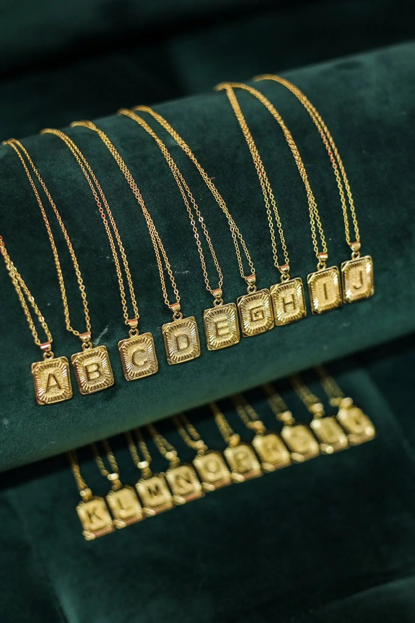 Always Repping Initial Pendant Necklace - Gold