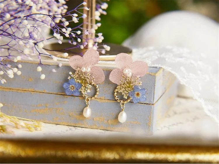 Small Flower Frame Hydrangea Forget-me-not Pearl Style Sterling Silver Earrings