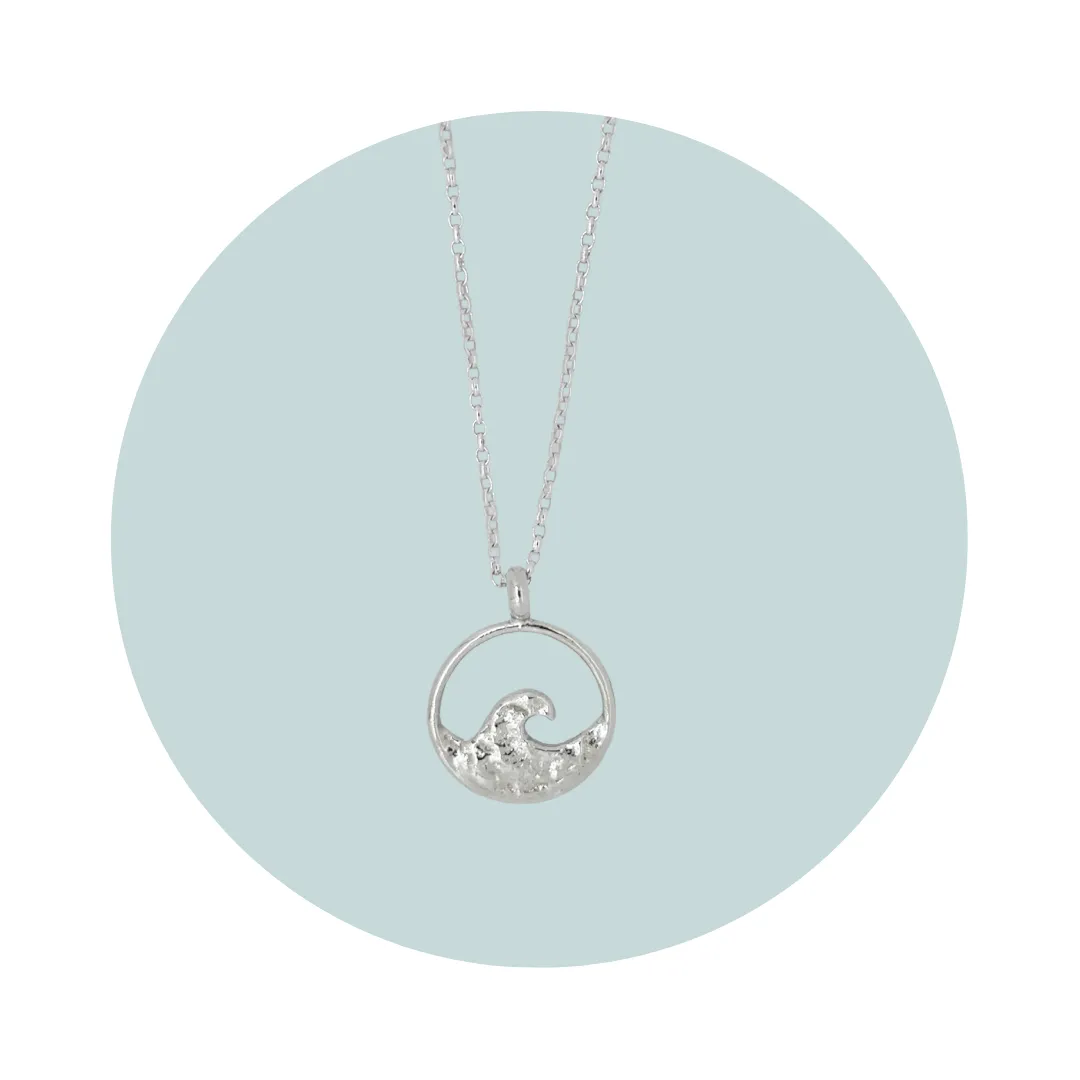 WAVE PENDANT NECKLACE